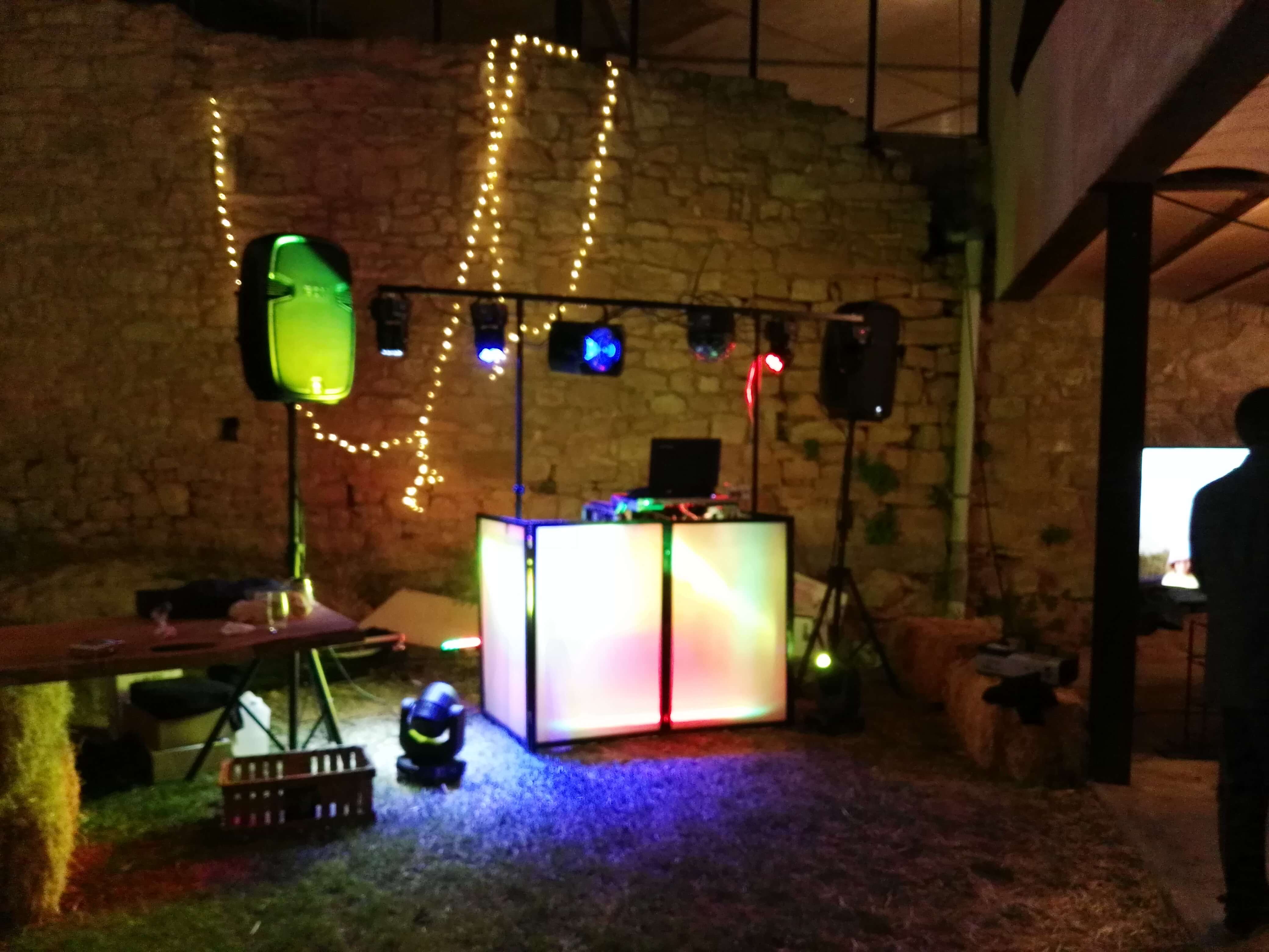 Muestra de Sonido e Iluminación Muestra de sonido e iluminación de discoteca movil Xcn
